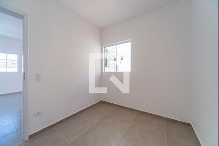 Quarto 1 de casa para alugar com 2 quartos, 60m² em Condomínio Maracanã, Santo André