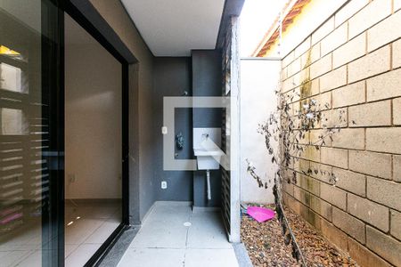 Área Externa Privativa de kitnet/studio para alugar com 1 quarto, 33m² em Vila Carrão, São Paulo