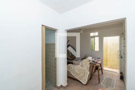 Sala de casa à venda com 1 quarto, 400m² em Irajá, Rio de Janeiro