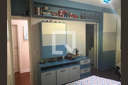 Casa de Condomínio à venda com 3 quartos, 290m² em Alphaville, Santana de Parnaíba