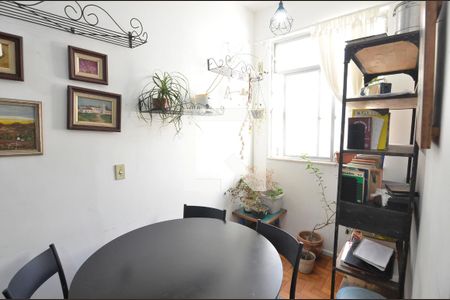 Sala de apartamento à venda com 2 quartos, 60m² em Grajaú, Rio de Janeiro