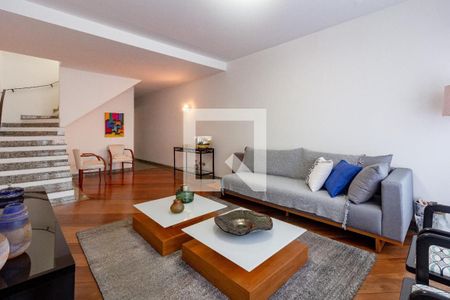 Casa à venda com 3 quartos, 188m² em Sumaré, São Paulo