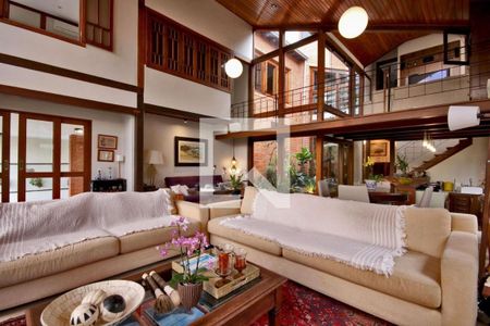 Casa de Condomínio à venda com 4 quartos, 450m² em Alphaville Residencial Um, Barueri