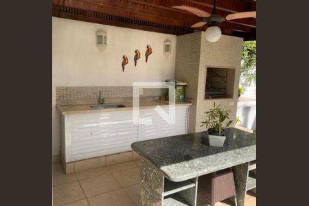 Casa de Condomínio à venda com 3 quartos, 190m² em Tamboré, Santana de Parnaíba