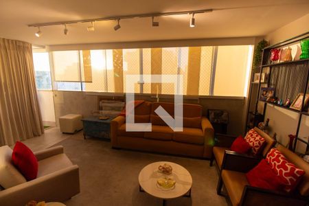 Apartamento à venda com 3 quartos, 240m² em Icaraí, Niterói