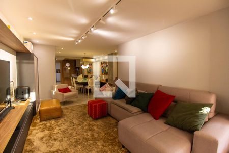 Apartamento à venda com 3 quartos, 240m² em Icaraí, Niterói