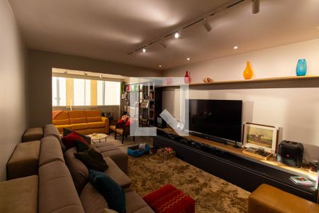 Apartamento à venda com 3 quartos, 240m² em Icaraí, Niterói
