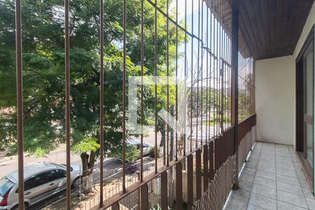 Sacada de casa à venda com 3 quartos, 195m² em Glória, Porto Alegre