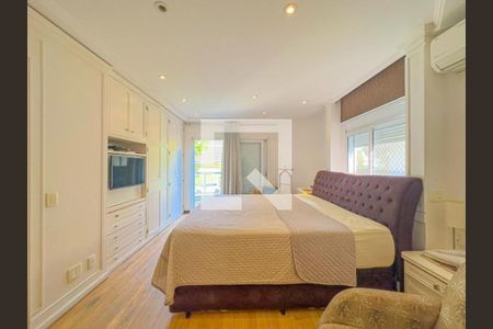 Casa de Condomínio à venda com 4 quartos, 330m² em Alphaville, Santana de Parnaíba