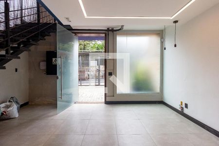 Casa à venda com 8 quartos, 125m² em Pinheiros, São Paulo