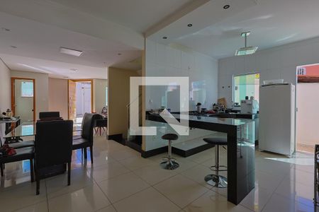 Casa para alugar com 4 quartos, 250m² em Parque Xangri-lá, Contagem