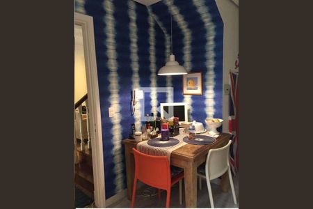 Casa de Condomínio à venda com 3 quartos, 205m² em Alphaville, Santana de Parnaíba