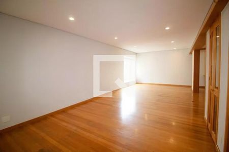 Apartamento à venda com 2 quartos, 144m² em Cerqueira César, São Paulo