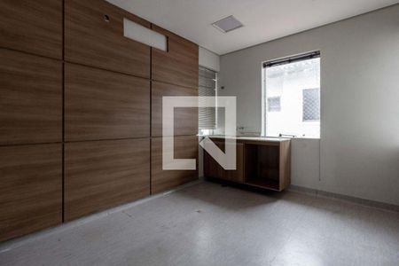 Casa para alugar com 8 quartos, 750m² em Pacaembu, São Paulo