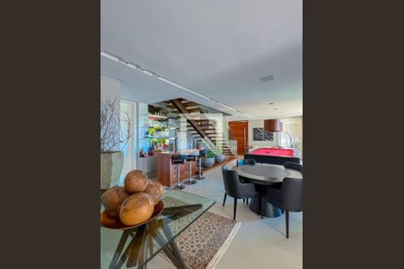 Casa de Condomínio à venda com 4 quartos, 885m² em Residencial Tambore III, Santana de Parnaíba