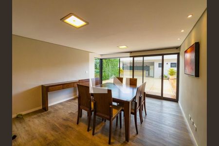 Casa de Condomínio à venda com 4 quartos, 341m² em Alphaville, Santana de Parnaíba