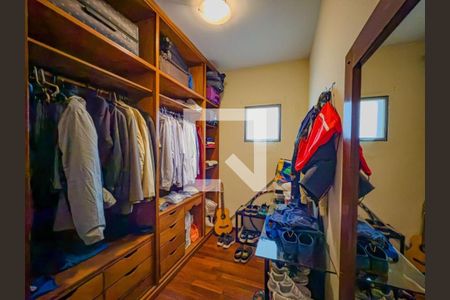 Casa de Condomínio à venda com 4 quartos, 341m² em Alphaville, Santana de Parnaíba