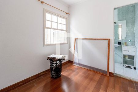 Casa à venda com 3 quartos, 300m² em Vila Mariana, São Paulo