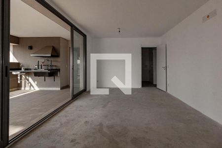 Apartamento à venda com 2 quartos, 167m² em Vila Romana, São Paulo
