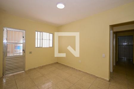 Sala de casa à venda com 2 quartos, 120m² em Jardim Piracuama, São Paulo