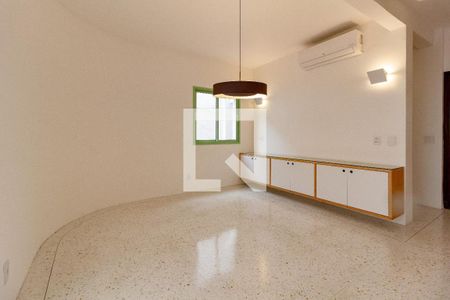 Casa à venda com 4 quartos, 250m² em Perdizes, São Paulo