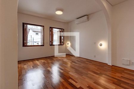 Casa à venda com 4 quartos, 250m² em Perdizes, São Paulo