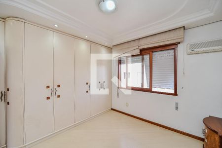Suíte de apartamento para alugar com 3 quartos, 230m² em Jardim Lindóia, Porto Alegre
