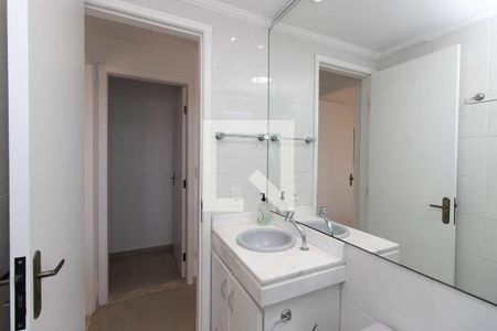 Banheiro Social de apartamento para alugar com 2 quartos, 53m² em Vila Leonor, São Paulo