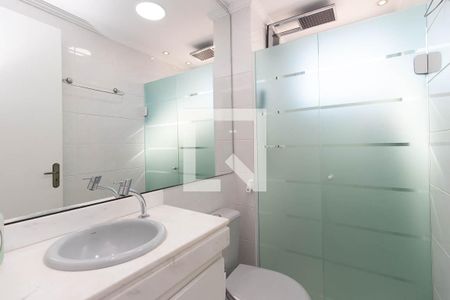 Banheiro Social de apartamento para alugar com 2 quartos, 53m² em Vila Leonor, São Paulo