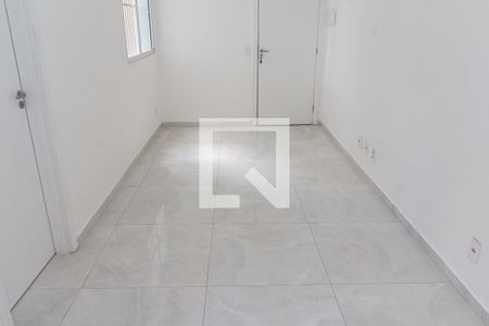 Sala de apartamento para alugar com 2 quartos, 40m² em Campo Grande, Rio de Janeiro