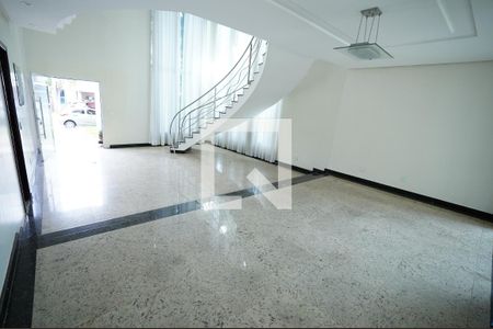 Casa de Condomínio para alugar com 4 quartos, 396m² em Residencial Granville, Goiânia