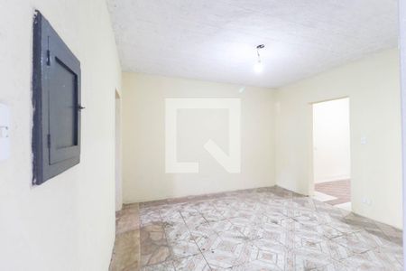 Casa para alugar com 2 quartos, 80m² em Parque Edu Chaves, São Paulo