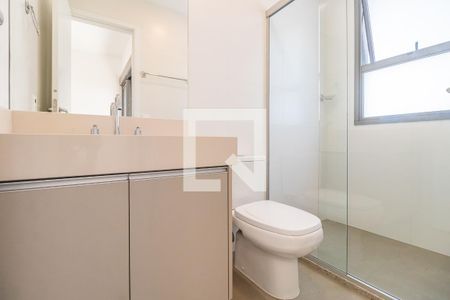 Banheiro da Suíte 1 de apartamento para alugar com 3 quartos, 123m² em Alphaville Empresarial, Barueri