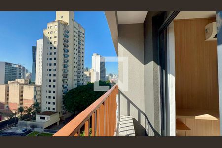 Varanda de kitnet/studio para alugar com 1 quarto, 25m² em Pinheiros, São Paulo