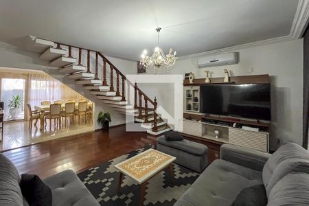 Sala de casa à venda com 4 quartos, 250m² em Jardim da Saúde, São Paulo