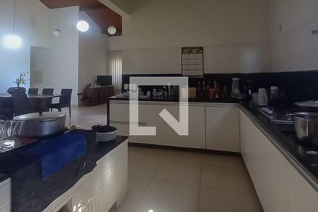 Casa à venda com 3 quartos, 1270m² em Almeida dos Pinheiro, Itabirito