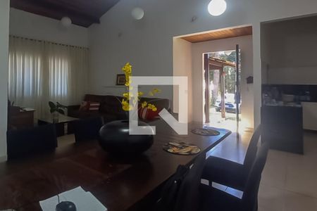 Casa à venda com 3 quartos, 1270m² em Almeida dos Pinheiro, Itabirito