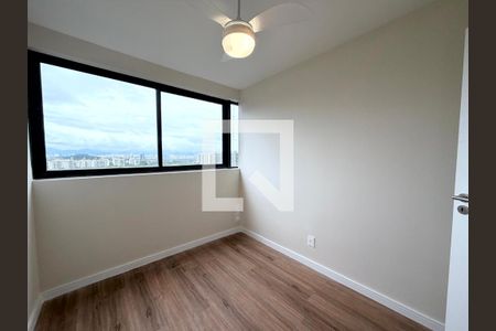 Quarto de apartamento para alugar com 2 quartos, 55m² em Barra Olímpica, Rio de Janeiro