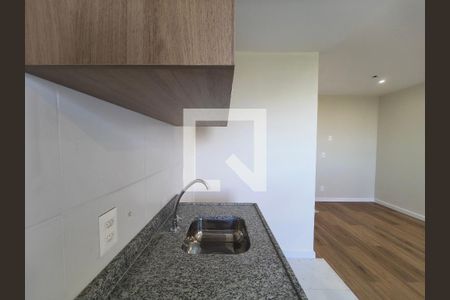 Cozinha de apartamento para alugar com 2 quartos, 55m² em Barra Olímpica, Rio de Janeiro