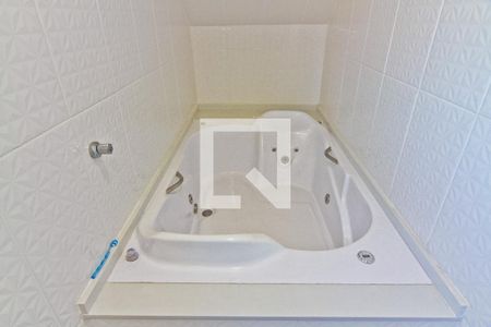 Banheiro da Suíte 1 de casa à venda com 2 quartos, 200m² em Jardim Paqueta (zona Norte), São Paulo