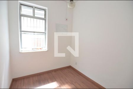 Quarto 2 de casa à venda com 3 quartos, 78m² em Grajaú, Rio de Janeiro