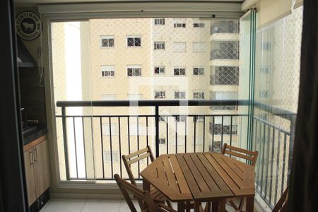 Varanda gourmet de kitnet/studio à venda com 1 quarto, 38m² em Jardim Flor da Montanha, Guarulhos