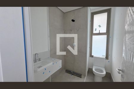 Banheiro  de apartamento à venda com 3 quartos, 182m² em Alto de Pinheiros, São Paulo