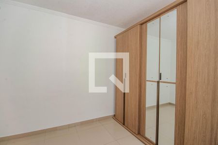 Quarto 2 de apartamento para alugar com 2 quartos, 43m² em Jardim Dona Leopoldina, Porto Alegre