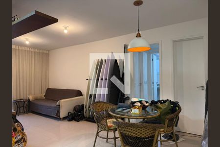 Sala de apartamento à venda com 1 quarto, 60m² em Piratininga, Niterói
