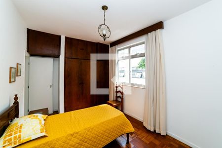 Suíte de apartamento para alugar com 4 quartos, 180m² em Funcionários, Belo Horizonte