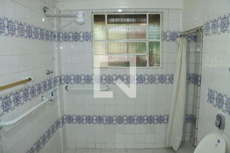 Casa de Condomínio para alugar com 2 quartos, 1000m² em Chácara Rincão, Cotia