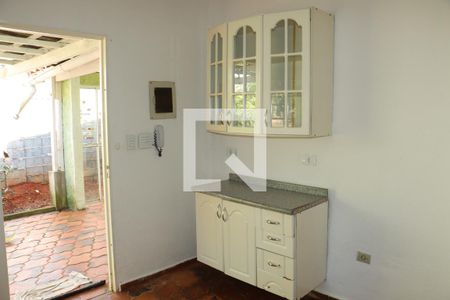 Casa de Condomínio para alugar com 2 quartos, 1000m² em Chácara Rincão, Cotia