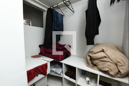 Closet da suíte de casa à venda com 5 quartos, 106m² em Eldorado, Contagem