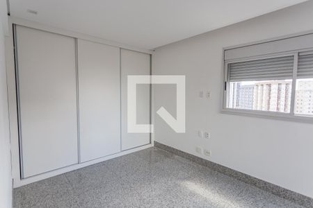 Suíte 1 de apartamento para alugar com 2 quartos, 83m² em Lourdes, Belo Horizonte
